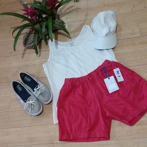 5/$25 Buoy brand twill cruiser shorts. Size small. NWT